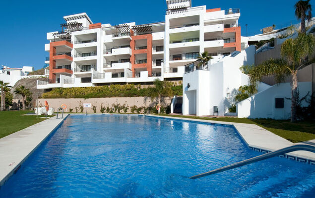 Lateral View - Photo 14